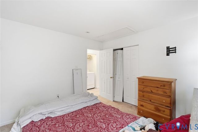 13401 Greenham Ct, Chester, VA 23831