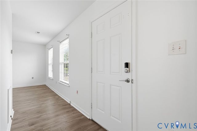 13401 Greenham Ct, Chester, VA 23831