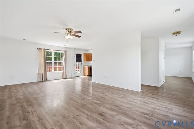13401 Greenham Ct, Chester, VA 23831