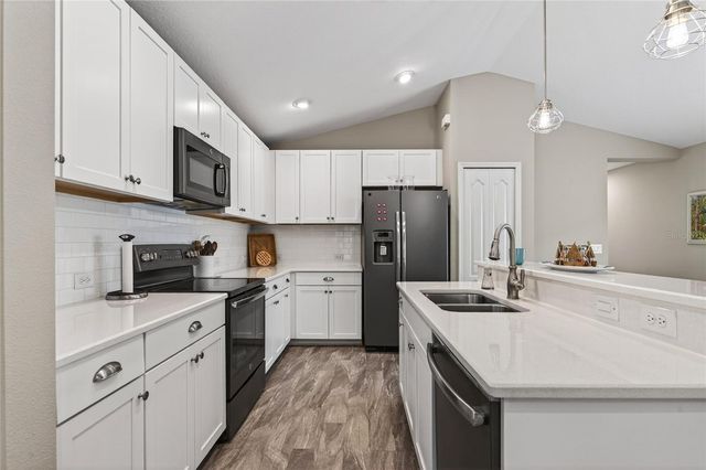 12666 SHIMMERING OAK CIRCLE, Venice, FL 34293