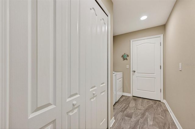 12666 SHIMMERING OAK CIRCLE, Venice, FL 34293