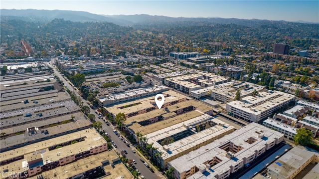 5403 Newcastle Avenue 12, Encino, CA 91316