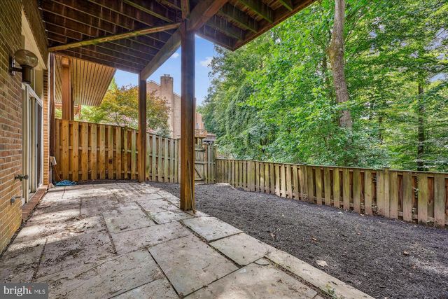 6 GOLDLEAF CT, Bethesda, MD 20817