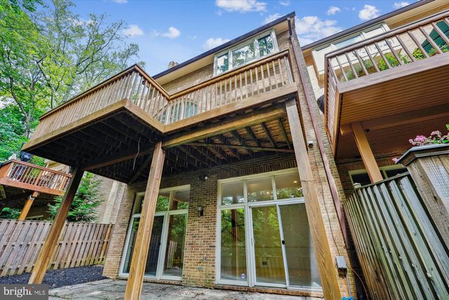 6 GOLDLEAF CT, Bethesda, MD 20817