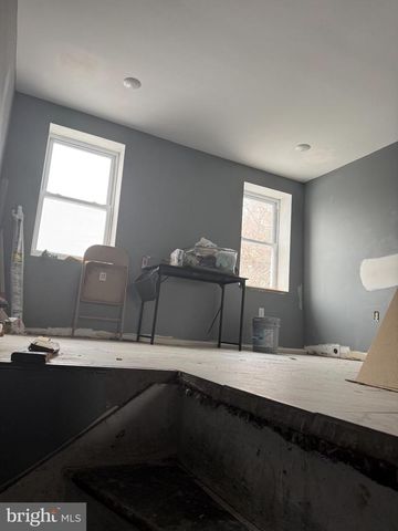 1536 N PEACH ST N, Philadelphia, PA 19131