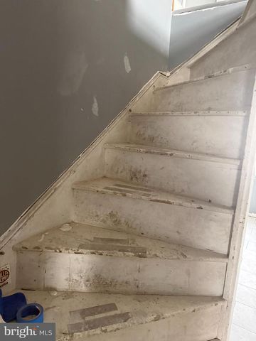 1536 N PEACH ST N, Philadelphia, PA 19131