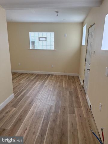 1536 N PEACH ST N, Philadelphia, PA 19131