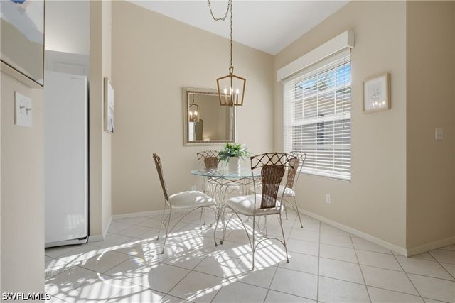 3320 W Crown Pointe BLVD 201, Naples, FL 34112
