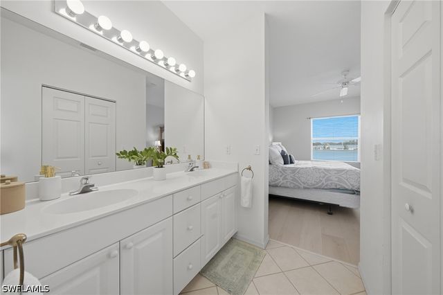 3320 W Crown Pointe BLVD 201, Naples, FL 34112