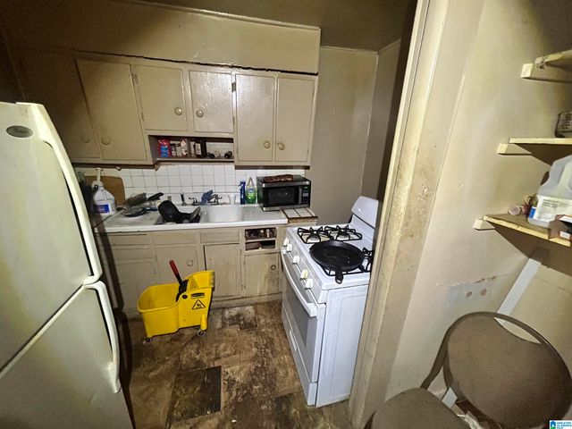 1120 WOODLAND AVENUE SW, Birmingham, AL 35211