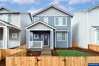 1392 Owl Av, Woodburn, OR 97071