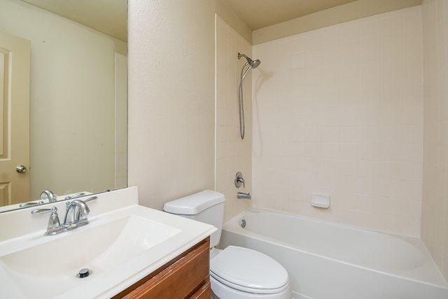 2106 Harmon Crest Court, Spring, TX 77373