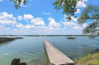 700 W Pleasure Drive, Litchfield, MN 55355