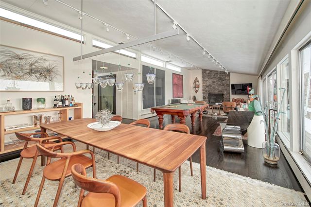 132 Ridgecrest Road, Briarcliff Manor, NY 10510