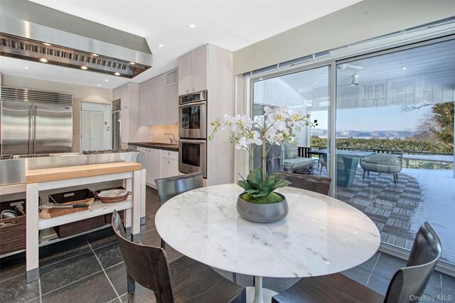 132 Ridgecrest Road, Briarcliff Manor, NY 10510