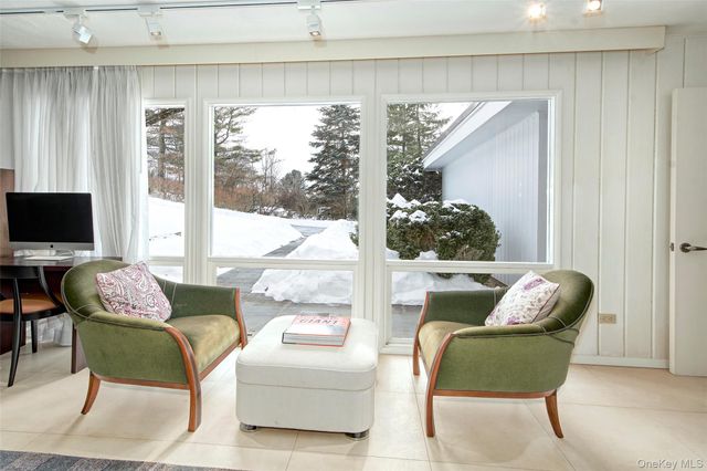 132 Ridgecrest Road, Briarcliff Manor, NY 10510