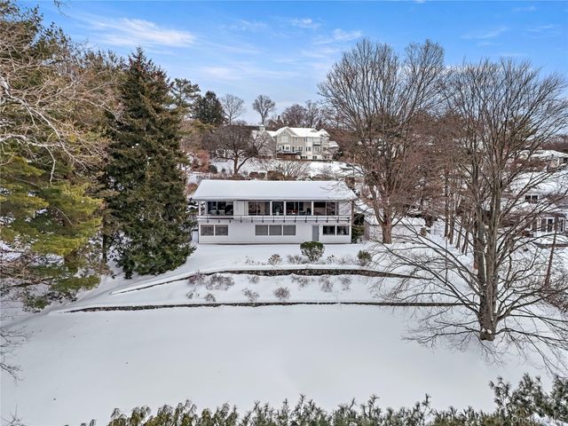 132 Ridgecrest Road, Briarcliff Manor, NY 10510