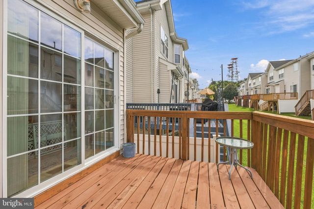 221 HAWTHORNE WAY, Riverside, NJ 08075