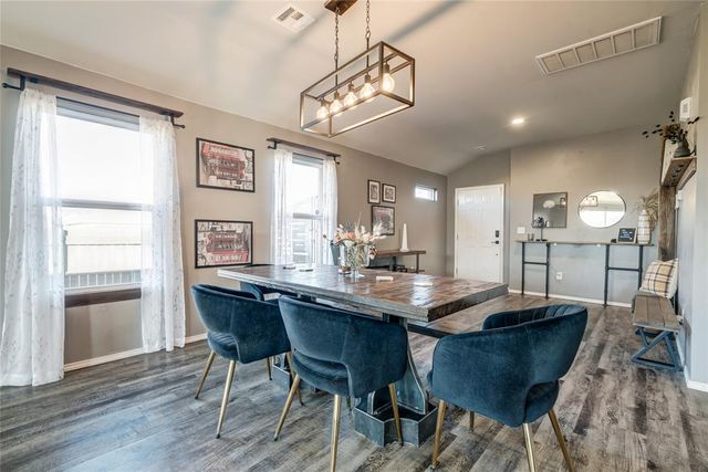 10013 Black Bear Trail, Yukon, OK 73099