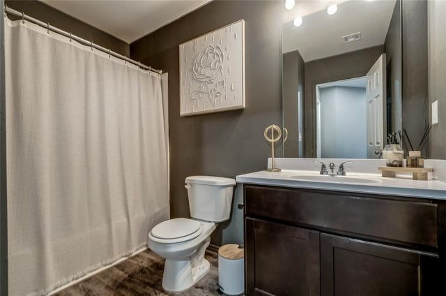 10013 Black Bear Trail, Yukon, OK 73099