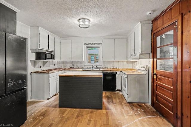 103 Arbor Drive, Lexington, NC 27292