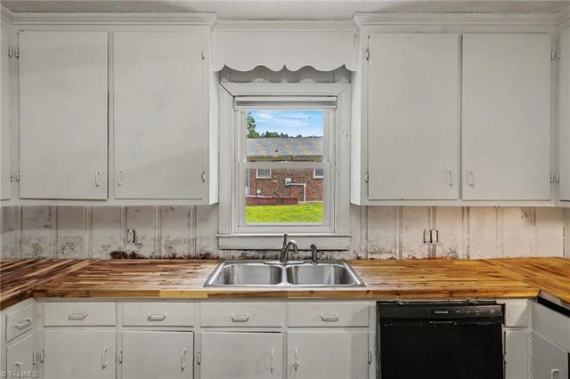 103 Arbor Drive, Lexington, NC 27292
