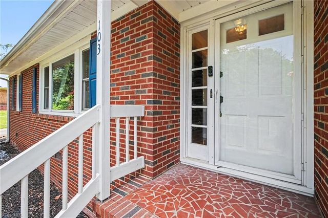 103 Arbor Drive, Lexington, NC 27292