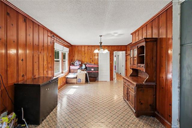 103 Arbor Drive, Lexington, NC 27292