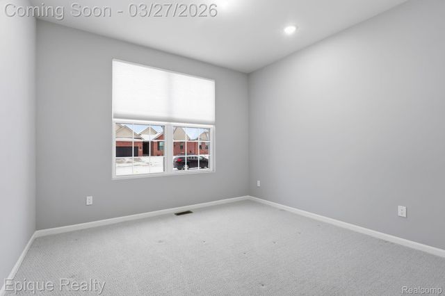 55638 Oak Pointe Drive, Shelby Charter Township, MI 48315