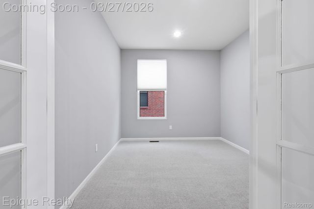 55638 Oak Pointe Drive, Shelby Charter Township, MI 48315