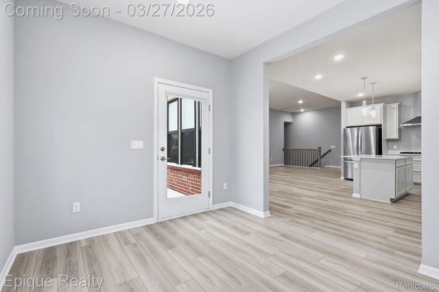 55638 Oak Pointe Drive, Shelby Charter Township, MI 48315