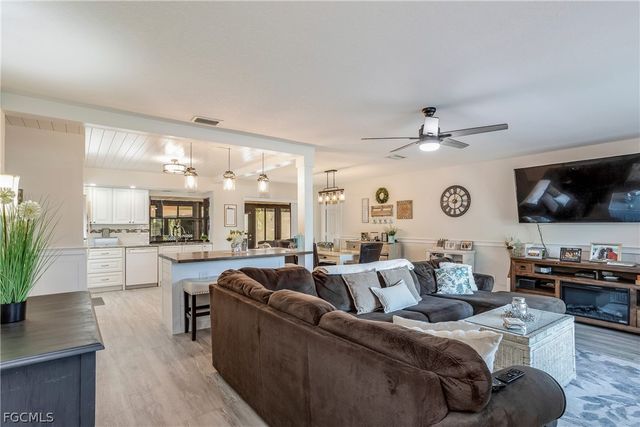 1264 Bounds ST, Port Charlotte, FL 33952