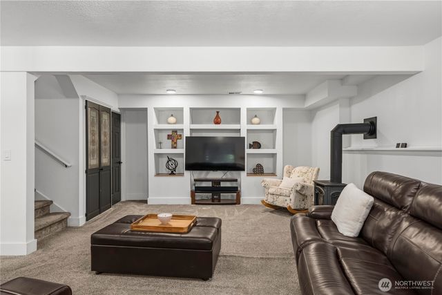 13920 51st Avenue NW, Gig Harbor, WA 98332