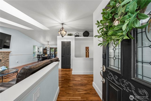 13920 51st Avenue NW, Gig Harbor, WA 98332