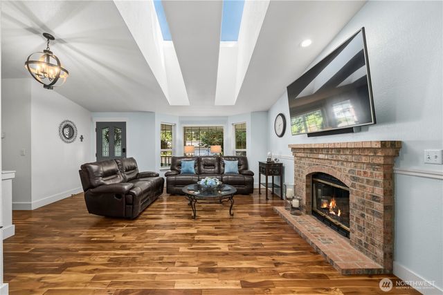 13920 51st Avenue NW, Gig Harbor, WA 98332