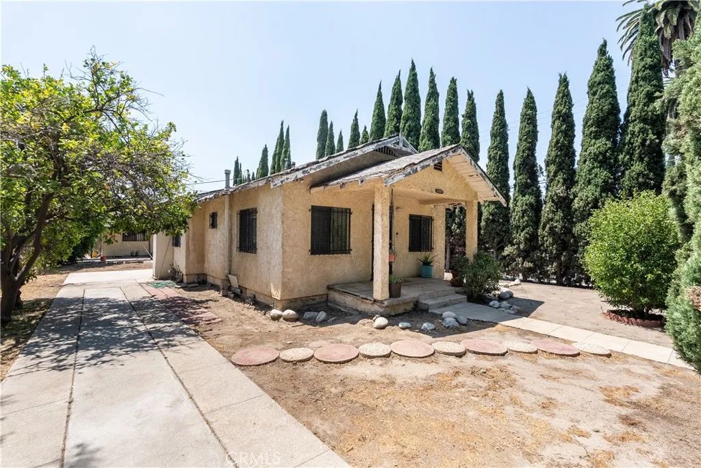 4102 Sequoia Street, Los Angeles, CA 90039