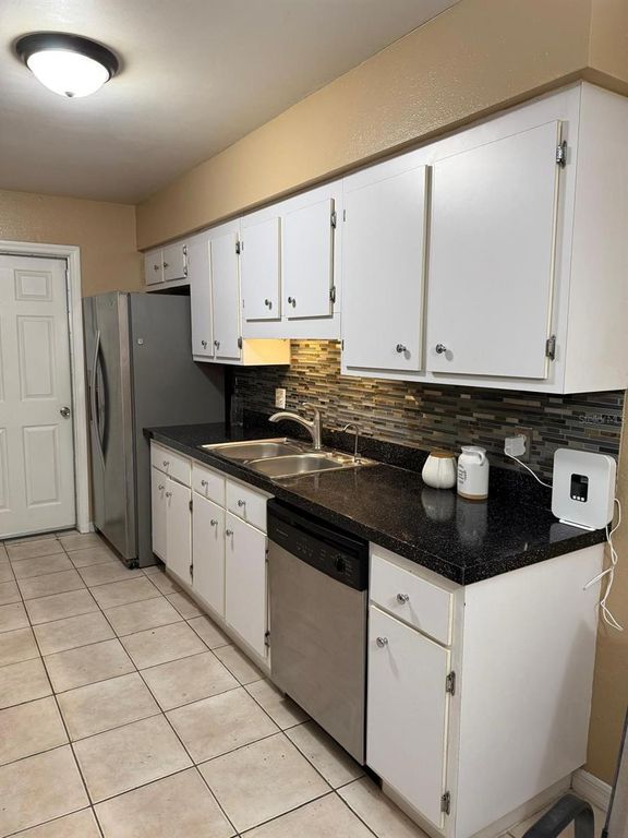 Image 7 of property listing at 5871 NORTH LANE, Orlando, FL 32808