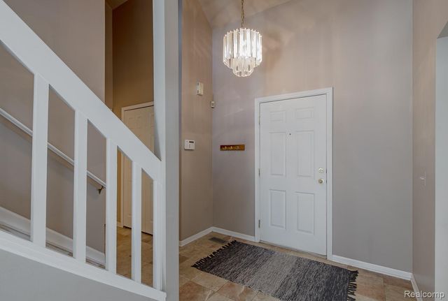 1074 Sandpiper Drive, Waterford Charter Township, MI 48328