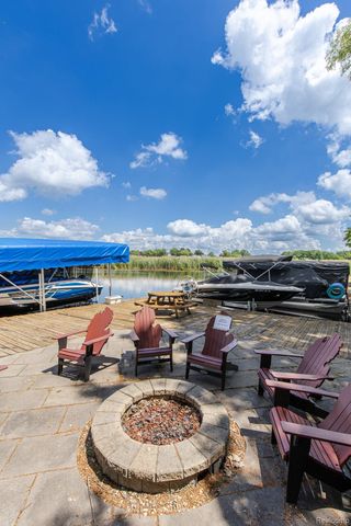 1074 Sandpiper Drive, Waterford Charter Township, MI 48328