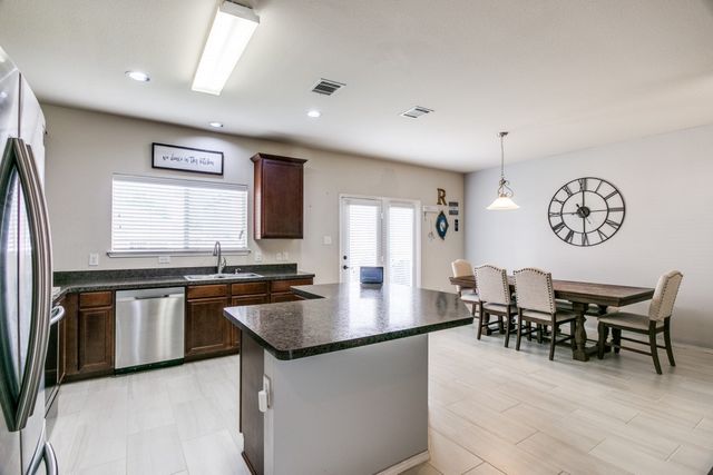 8633 Star Thistle Drive, Fort Worth, TX 76179
