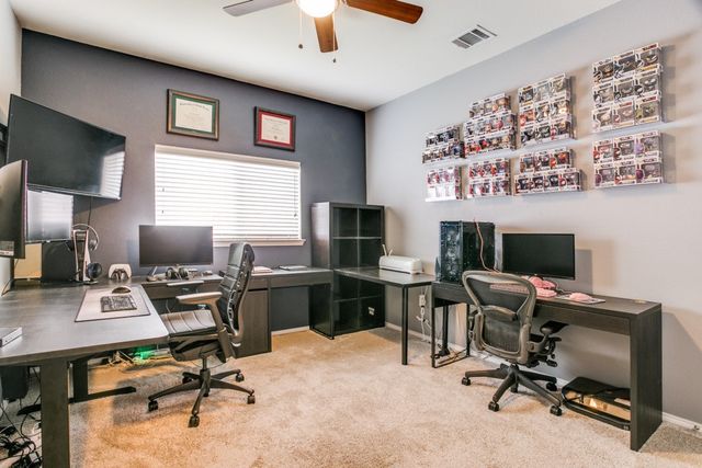 8633 Star Thistle Drive, Fort Worth, TX 76179