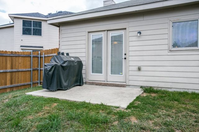 8633 Star Thistle Drive, Fort Worth, TX 76179