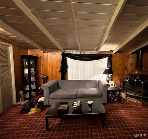 5 Columbus Drive, Belleville, IL 62226