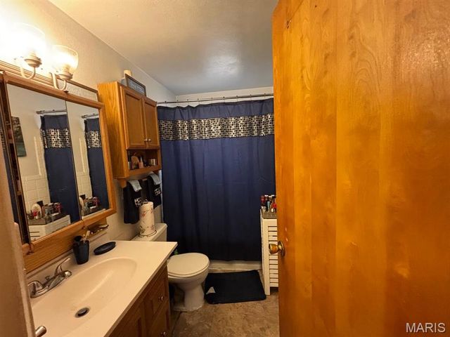 5 Columbus Drive, Belleville, IL 62226