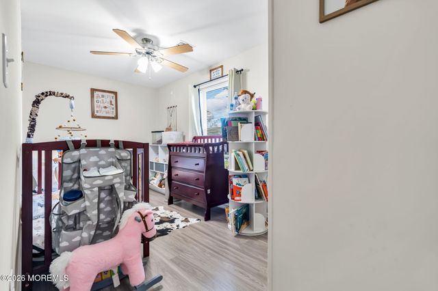 22 Lakewood Avenue, Keansburg, NJ 07734
