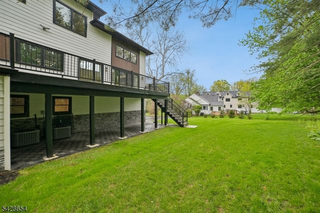 148 Great Hills Rd, Millburn Twp., NJ 07078