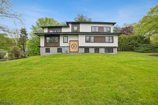 148 Great Hills Rd, Millburn Twp., NJ 07078
