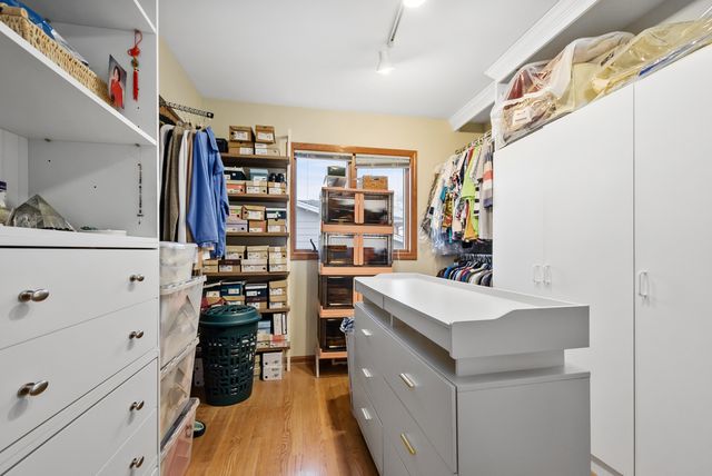 15329 Oak Road, Oak Forest, IL 60452