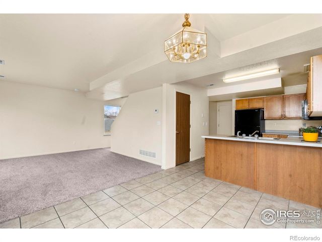 430-432 N Sundance Circle N, Fort Collins, CO 80524