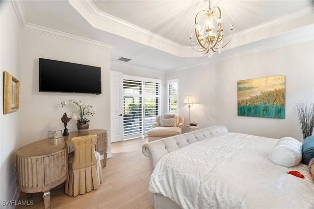 2906 Aviamar CIR, Naples, FL 34114